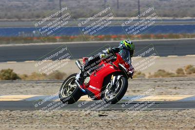 media/Apr-10-2022-SoCal Trackdays (Sun) [[f104b12566]]/Turn 14 (10am)/